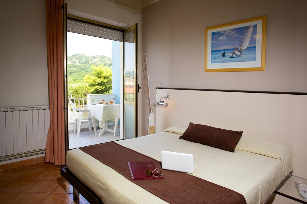 Hotel Mediterraneo Sapri Exterior photo