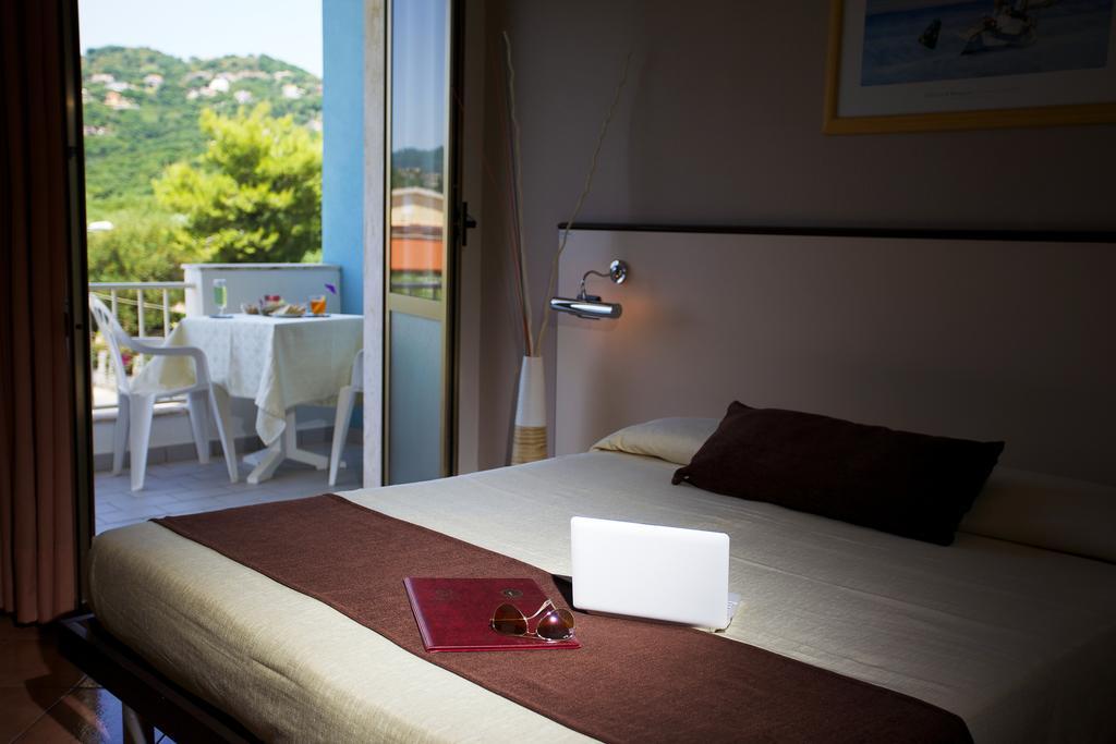 Hotel Mediterraneo Sapri Exterior photo