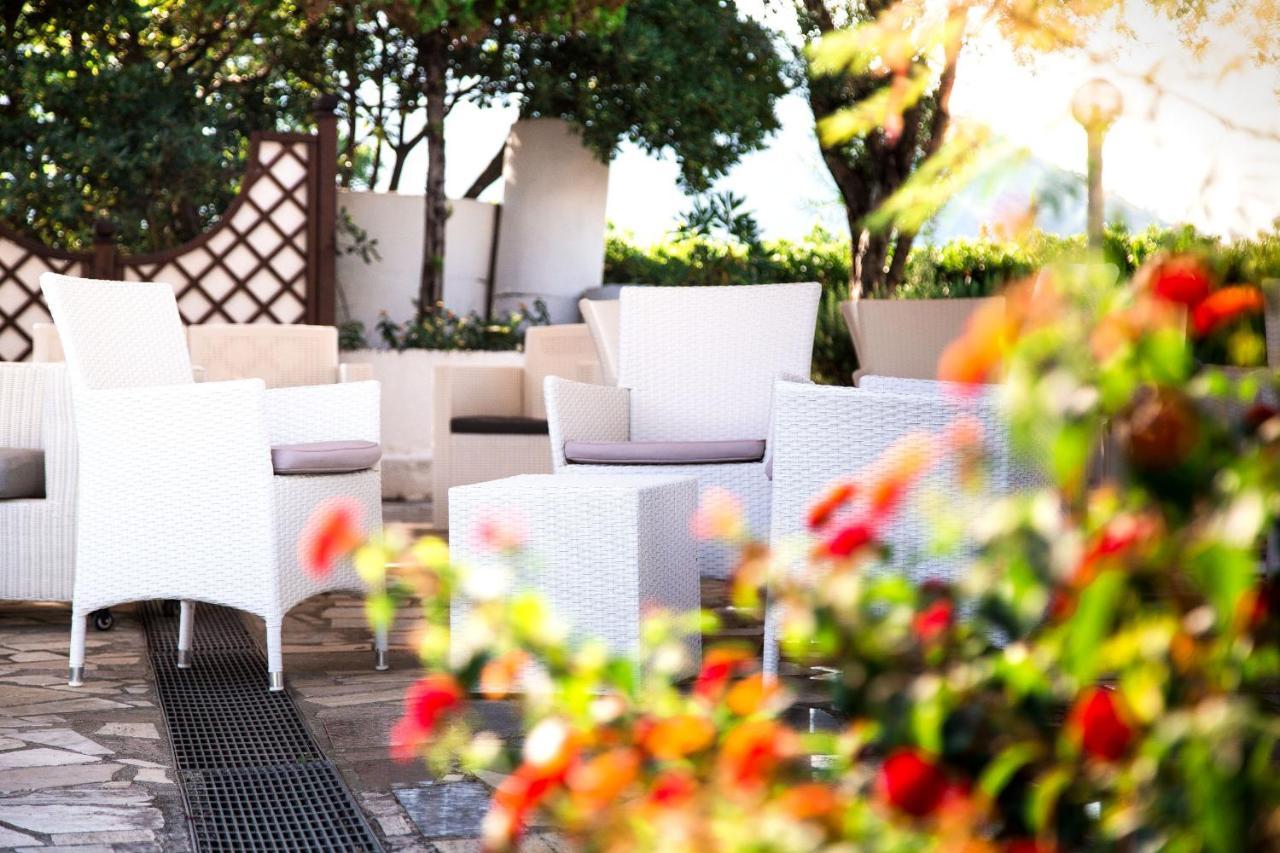 Hotel Mediterraneo Sapri Exterior photo