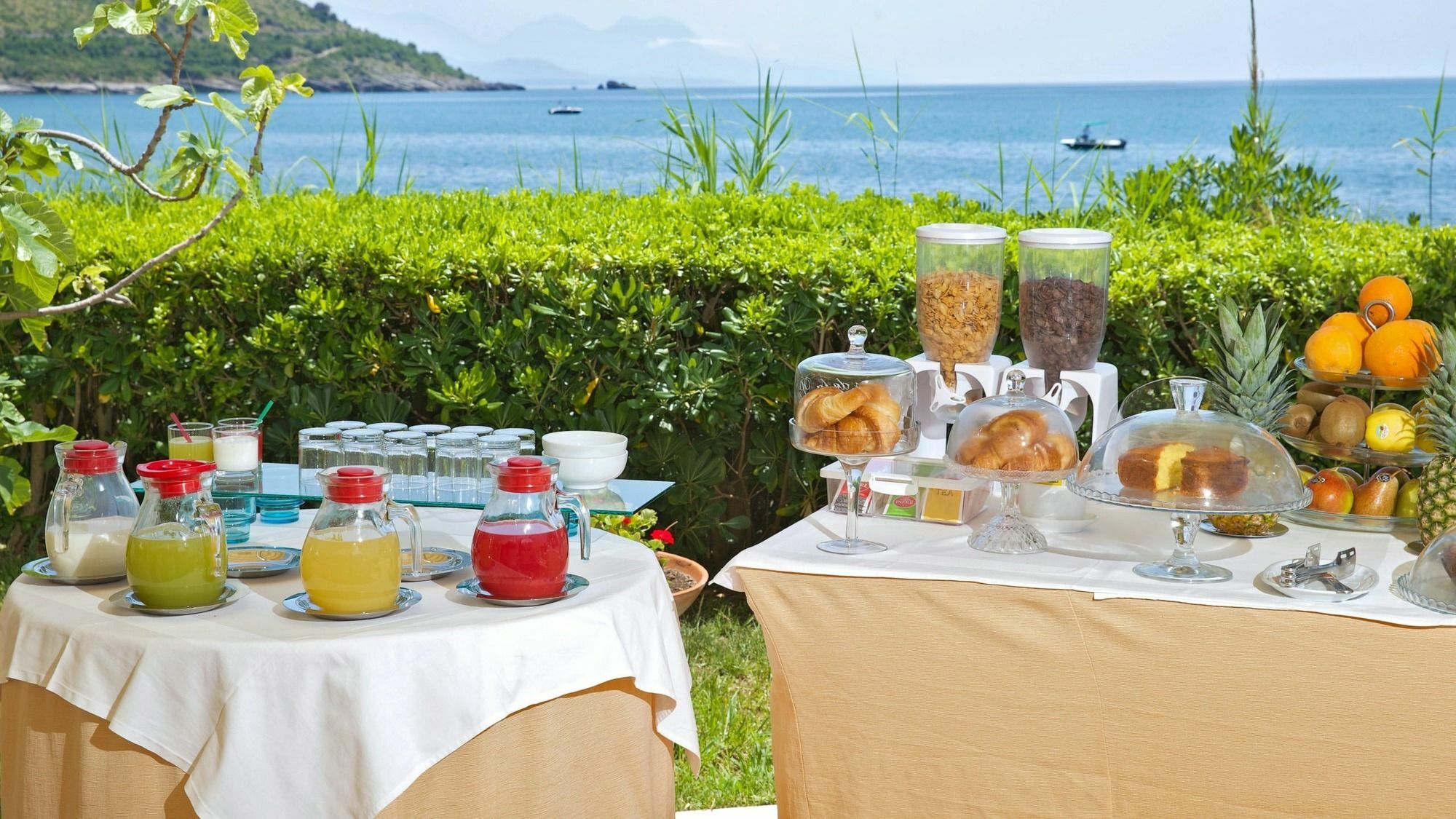 Hotel Mediterraneo Sapri Exterior photo