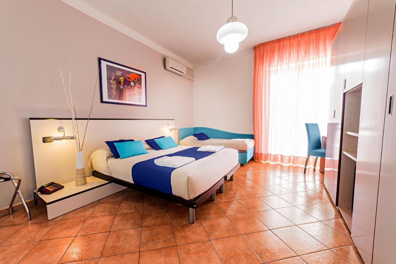 Hotel Mediterraneo Sapri Exterior photo